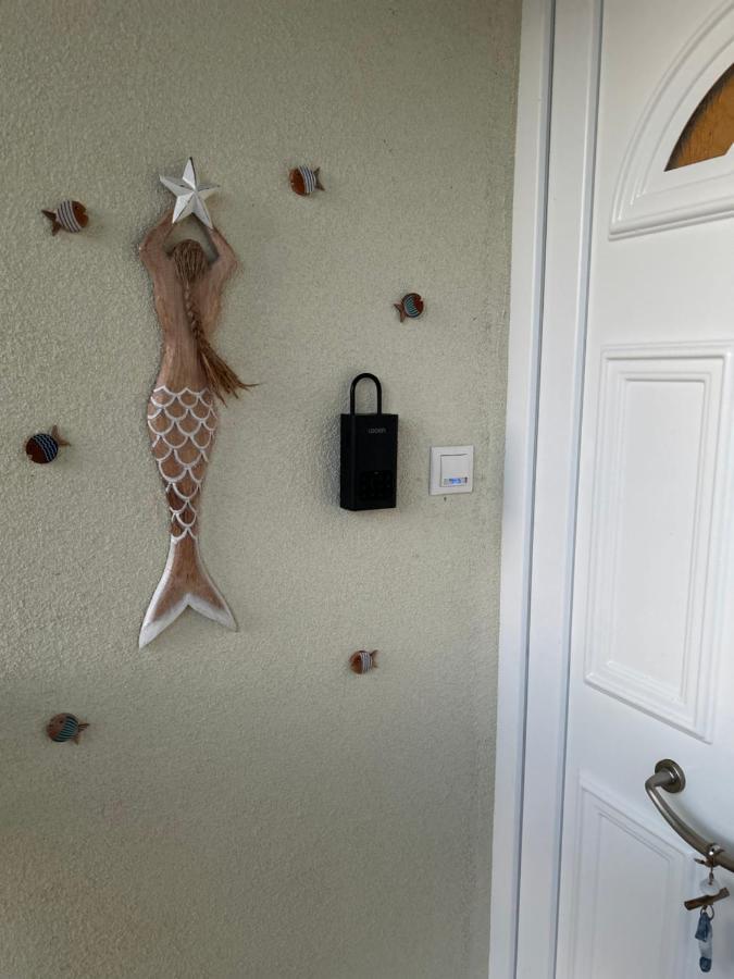 Calliopes By The Sea Boutique Suites Paralia Dionysiou Buitenkant foto