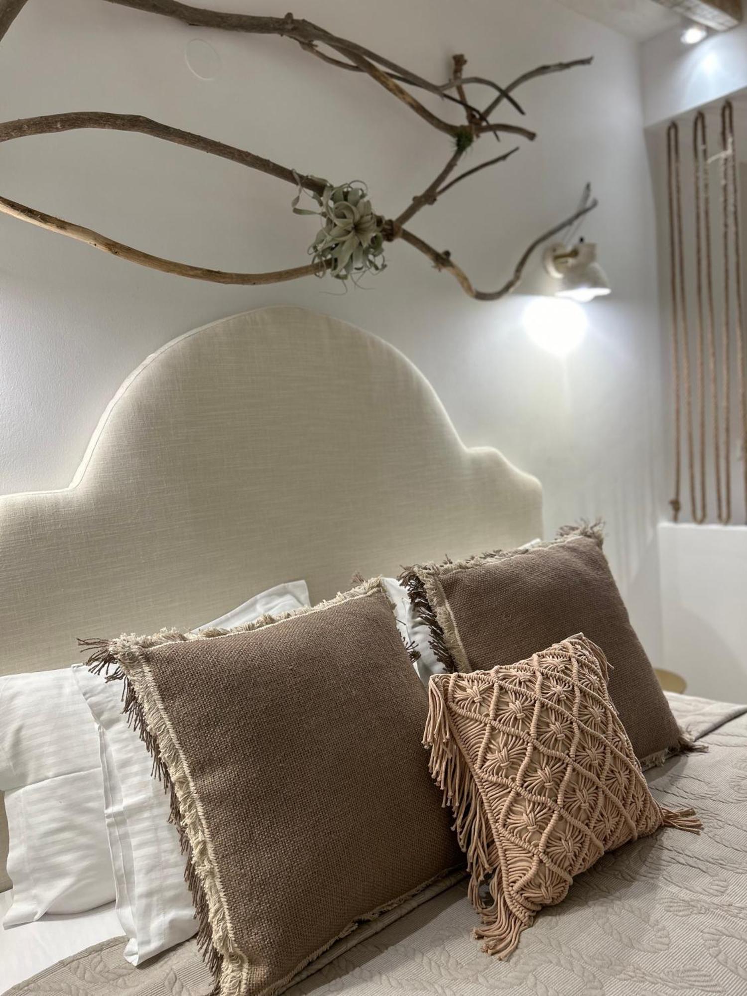 Calliopes By The Sea Boutique Suites Paralia Dionysiou Buitenkant foto